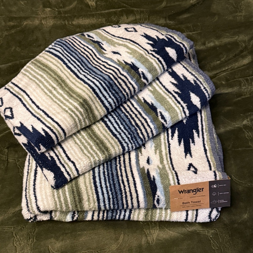 Wrangler Towel Set Unisex OS Blue New Coyote Sands 3 Piece 1 Bath 2 Hand Towels